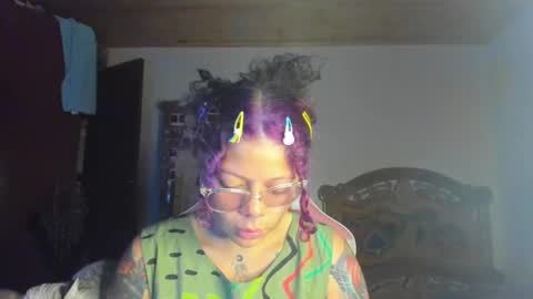 Snapshot of madam_sativa chatting on 22, 1, 2025 di online show from 22, 1, 2025