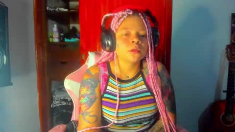 Snapshot of madam_sativa chatting on 25, 9, 2025 di online show from 25, 9, 2025