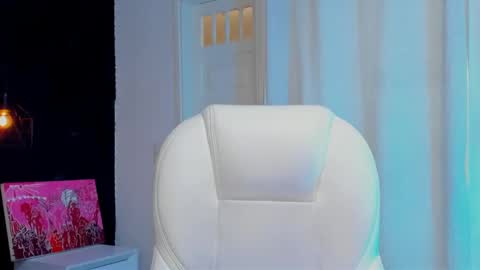 Snapshot of madame_lilith chatting on 17, 1, 2025 madame lilith online show from 17, 1, 2025