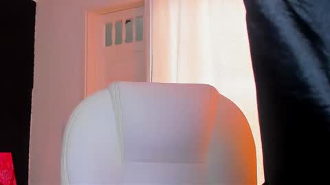 Snapshot of madame_lilith chatting on 11, 2, 2025 madame lilith online show from 11, 2, 2025