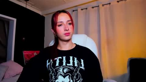 Snapshot of madame_lilith chatting on 17, 2, 2025 madame lilith online show from 17, 2, 2025