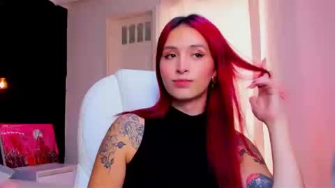 Snapshot of madame_lilith chatting on 18, 2, 2025 madame lilith online show from 18, 2, 2025