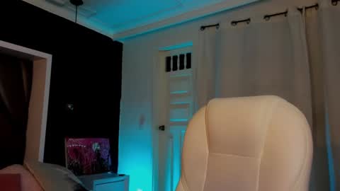 Snapshot of madame_lilith chatting on 27, 2, 2025 madame lilith online show from 27, 2, 2025