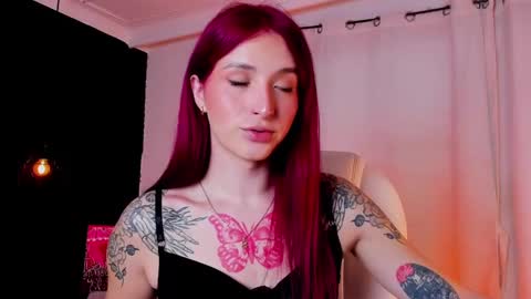 Snapshot of madame_lilith chatting on 7, 10, 2025 madame lilith online show from 7, 10, 2025