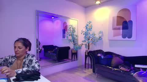 Snapshot of madame_scarllet chatting on 7, 2, 2026 Madame Scarllet online show from 7, 2, 2026