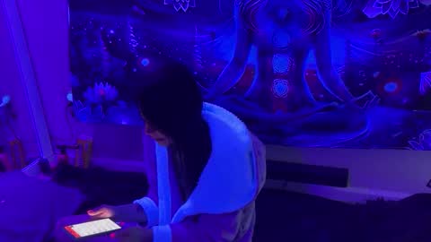 madamglowhole online show from 23, 2, 2025