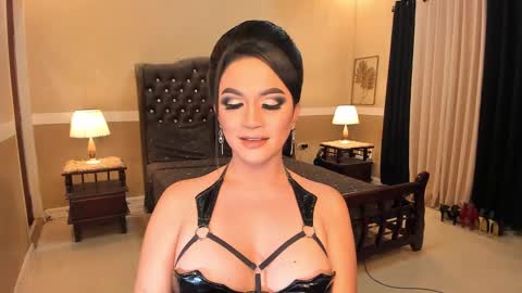 Snapshot of madammistressdominatrixxx chatting on 4, 3, 2025 Alison Kloss online show from 4, 3, 2025