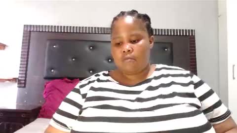 Snapshot of madamzee chatting on 6, 1, 2025 madamzee online show from 6, 1, 2025