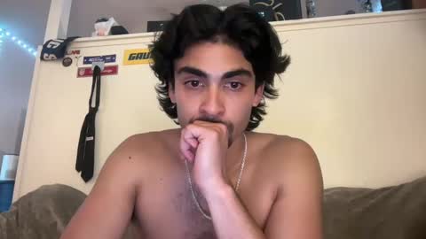 Snapshot of maddaewg101 chatting on 24, 2, 2025 maddaewg101 online show from 24, 2, 2025