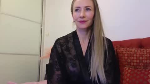 Snapshot of maddalena_ chatting on 24, 2, 2025 Maddalena online show from 24, 2, 2025