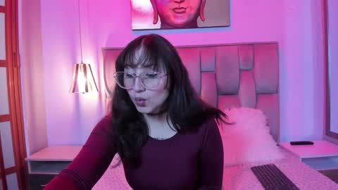 Snapshot of maddie_lesyoux chatting on 2, 3, 2026 maddie online show from 2, 3, 2026