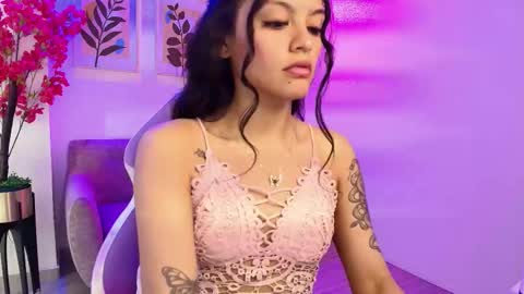 maddie_t18 online show from 6, 3, 2026