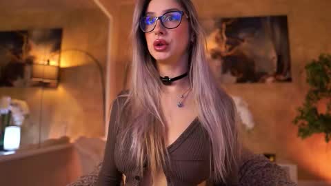 Snapshot of maddiebryggs chatting on 23, 3, 2026 Maddie online show from 23, 3, 2026