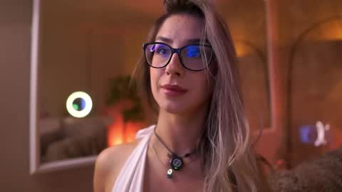 Maddie online show from 18, 5, 2026