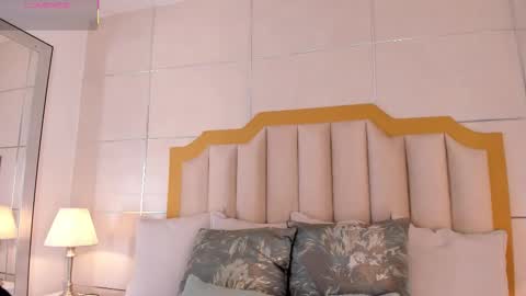    online show from 28, 10, 2025