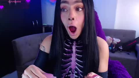 maddiie and clyde online show from 16, 3, 2026