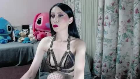 Snapshot of maddison_summer chatting on 10, 6, 2026 Maddison Summer online show from 10, 6, 2026