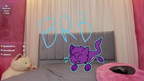 Snapshot of maddy_bennet chatting on 2, 12, 2024 Maddy Please help me with your thumbs up its important online show from 2, 12, 2024