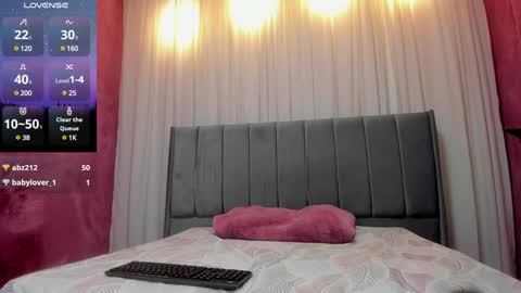 Snapshot of maddy_bennet chatting on 7, 12, 2024 Maddy Please help me with your thumbs up its important online show from 7, 12, 2024