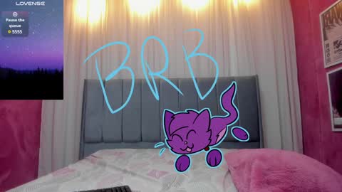 Snapshot of maddy_bennet chatting on 12, 12, 2024 Maddy Please help me with your thumbs up its important online show from 12, 12, 2024