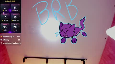 Snapshot of maddy_bennet chatting on 15, 12, 2024 Maddy Please help me with your thumbs up its important online show from 15, 12, 2024