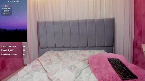 Snapshot of maddy_bennet chatting on 24, 12, 2024 Maddy Please help me with your thumbs up its important online show from 24, 12, 2024