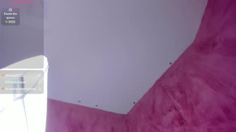 Snapshot of maddy_bennet chatting on 30, 12, 2024 Maddy Please help me with your thumbs up its important online show from 30, 12, 2024