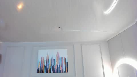 Maddy  online show from 2, 10, 2025