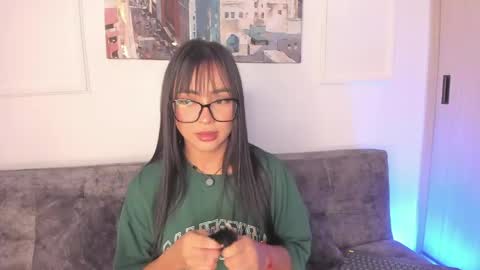 Snapshot of maddy_brooks chatting on 15, 5, 2026 Maddy online show from 15, 5, 2026