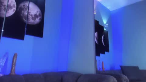 Maddy  online show from 5, 12, 2024