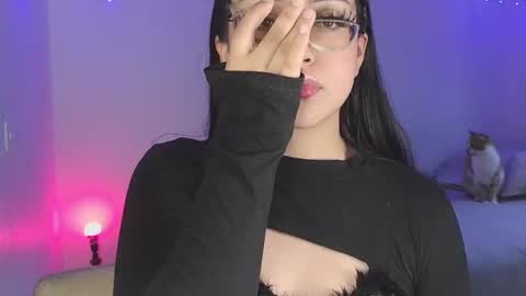 Snapshot of maddyghost chatting on 19, 12, 2025 Please followme and rate me your thumbs up online show from 19, 12, 2025
