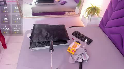 maddyjohnsonn online show from 17, 12, 2025