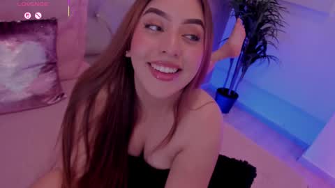 Lina  online show from 5, 3, 2025