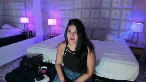 Snapshot of maddysexx_ chatting on 20, 11, 2025 Maddy online show from 20, 11, 2025