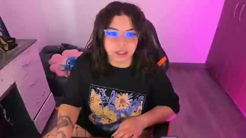 madelaine_taylor online show from 18, 10, 2025