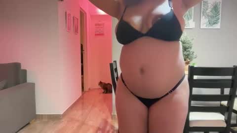 madellein online show from 3, 12, 2025