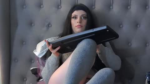 Snapshot of madelynvelure chatting on 26, 11, 2025 madelynvelure online show from 26, 11, 2025