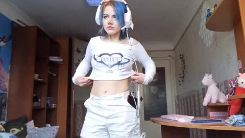 Snapshot of madgezari chatting on 3, 2, 2026 Alice Kaneki online show from 3, 2, 2026