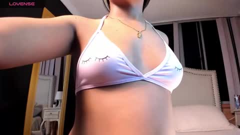 madii lenon online show from 5, 3, 2026