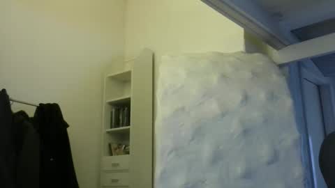 madio1187940 online show from 16, 12, 2025