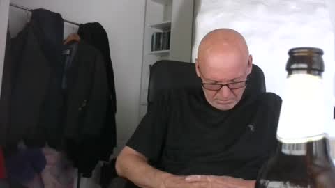 madio1187940 online show from 29, 7, 2026