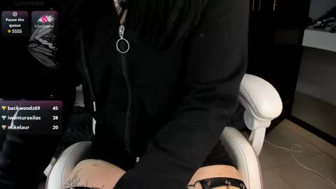 Snapshot of madison_jacksonn chatting on 12, 3, 2025 madison_jacksonn online show from 12, 3, 2025