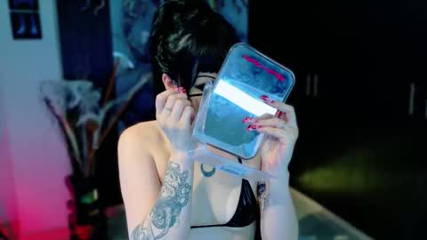 Snapshot of madison_jacksonn chatting on 11, 11, 2025 madison_jacksonn online show from 11, 11, 2025