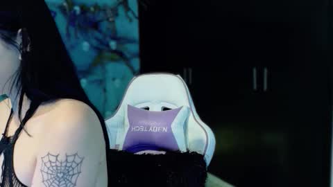 Snapshot of madison_jacksonn chatting on 15, 11, 2025 madison_jacksonn online show from 15, 11, 2025