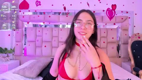 Snapshot of madison_roux chatting on 11, 2, 2025 Madison Roux online show from 11, 2, 2025