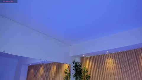 Snapshot of madisonanngel chatting on 13, 11, 2025 Madison Angel online show from 13, 11, 2025