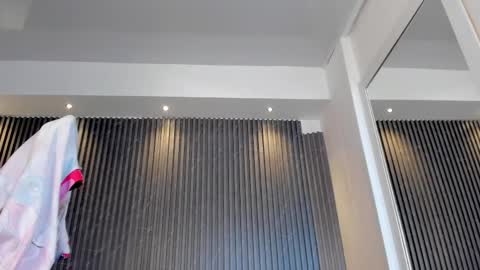 Snapshot of madisonanngel chatting on 20, 11, 2025 Madison Angel online show from 20, 11, 2025