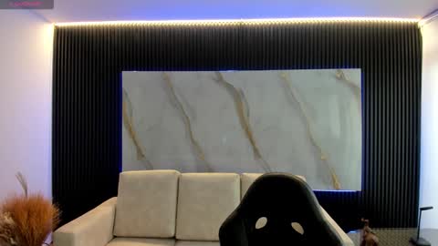 Snapshot of madisonanngel chatting on 22, 11, 2025 Madison Angel online show from 22, 11, 2025