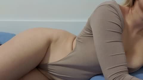 Snapshot of madoook chatting on 10, 11, 2025 Madoook online show from 10, 11, 2025