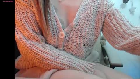 Snapshot of madyqueen chatting on 12, 2, 2025 Mara online show from 12, 2, 2025